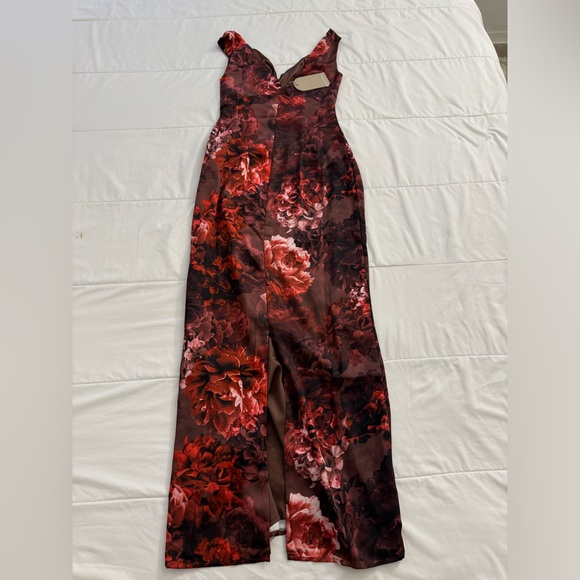 Meshki - Giavanni Off Shoulder Maxi Dress in Peony Pink - Picture 6 of 8